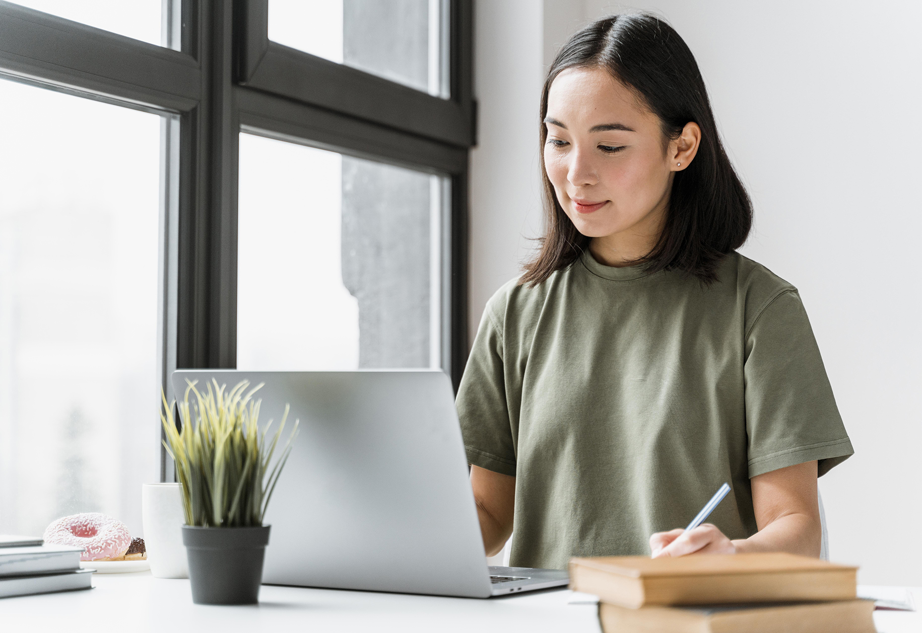 AUHS Students Can Sign Up for Free Powerful AI Tools Until October 6, 2025